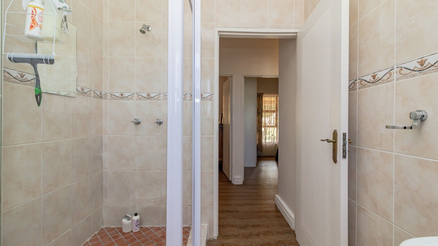 3 Bedroom Property for Sale in Chanteclair Western Cape